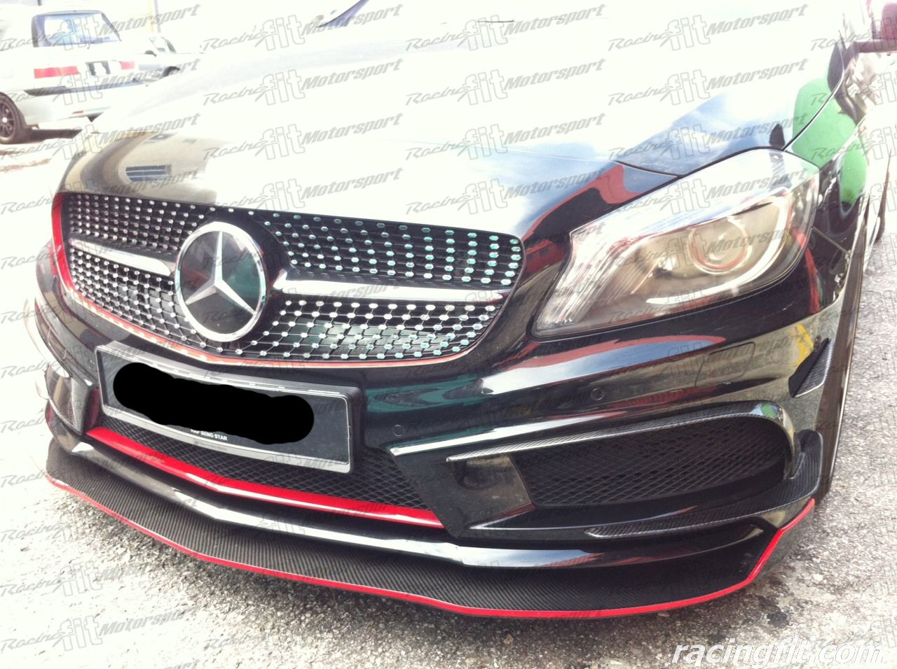 W176 A CLASS Revozport Carbon Bodykit